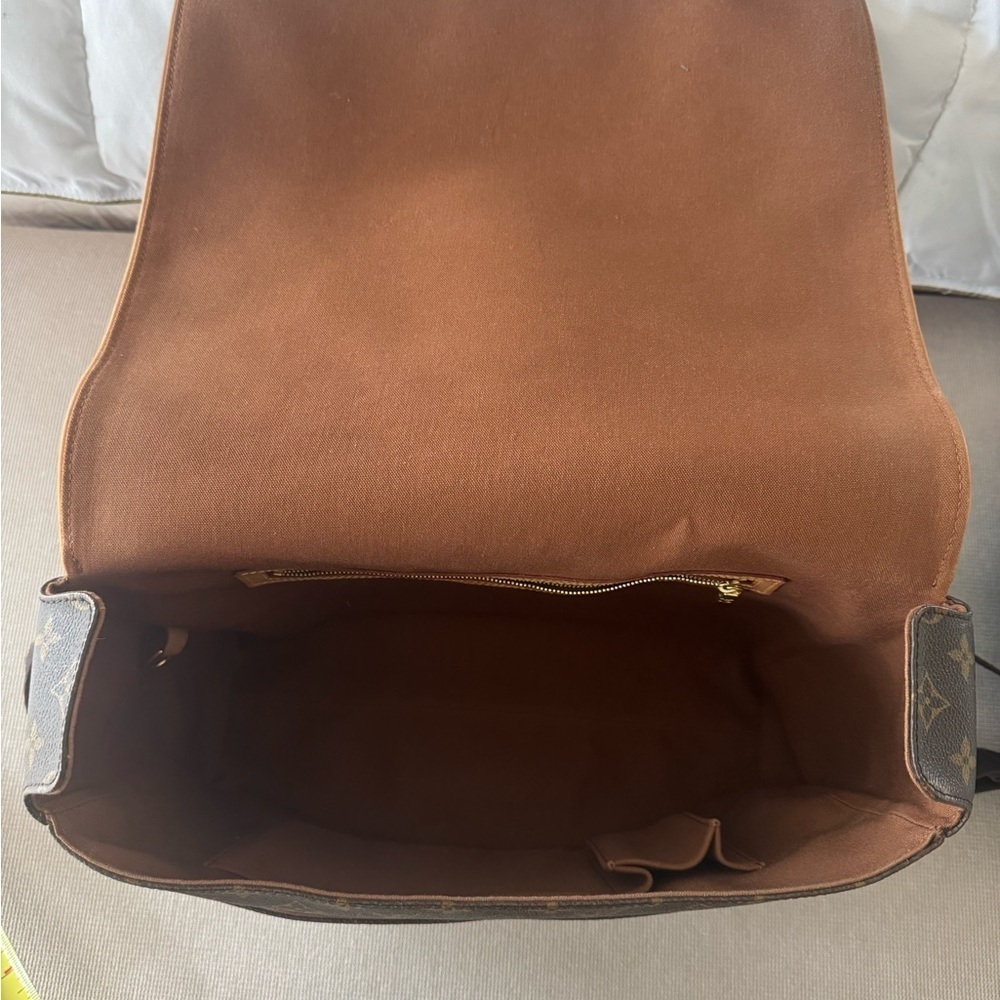Louis Vuitton monogram abbesses bag - Picture 12 of 12